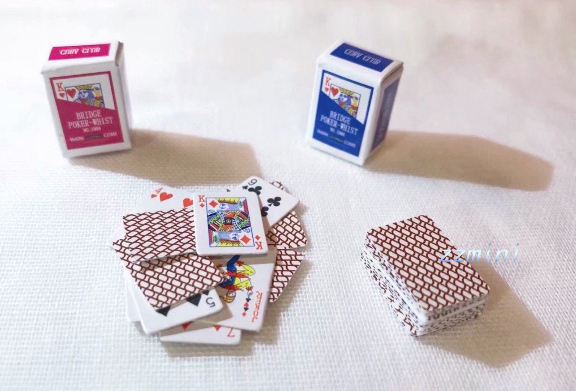 Spielkarten 1:12 Dollhouse Miniatur Ornament Kreative Spielzeug Poker Karten 