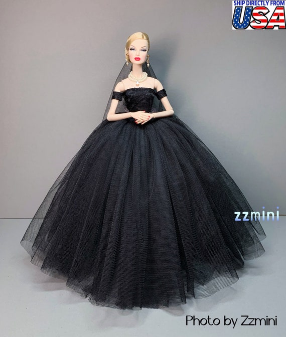 Barbie | Toys | Vintage 9s Barbie Mattel Black And Gold Sparkly Evening  Gown Dress Doll | Poshmark