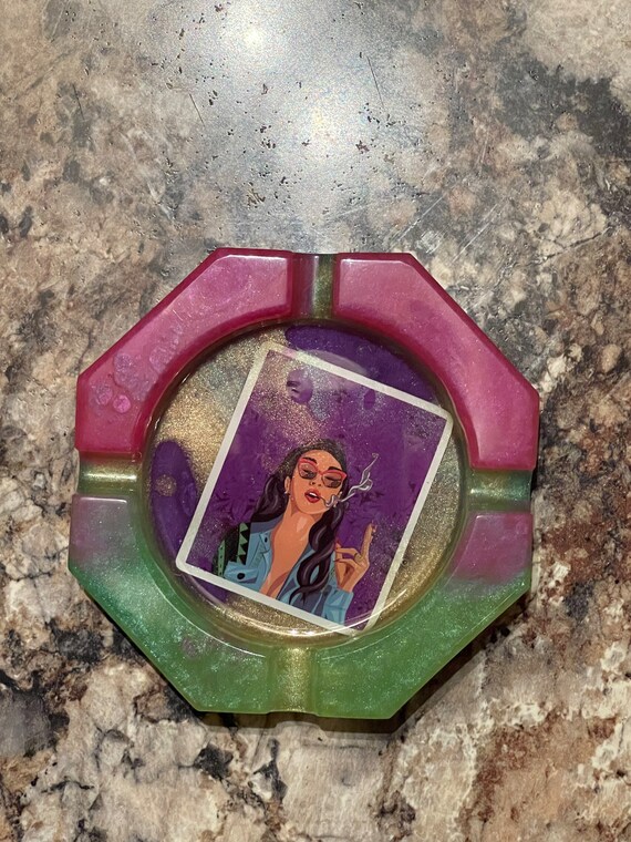 Mary Wanna Smoke Ashtray