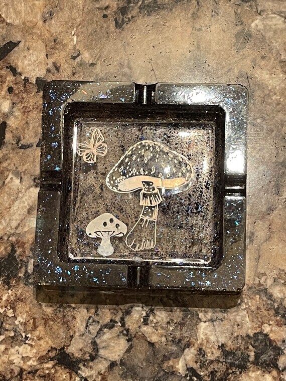 Shroomville Ashtray