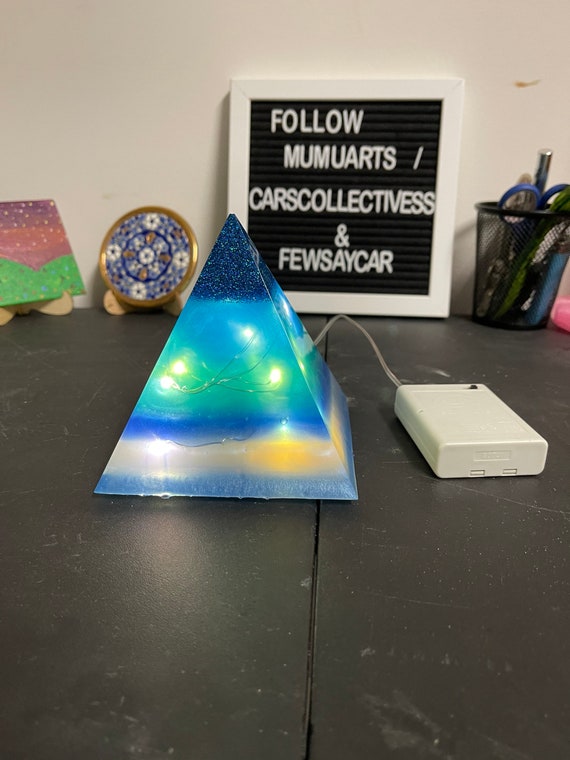 Blues Resin Pyramid (medium)