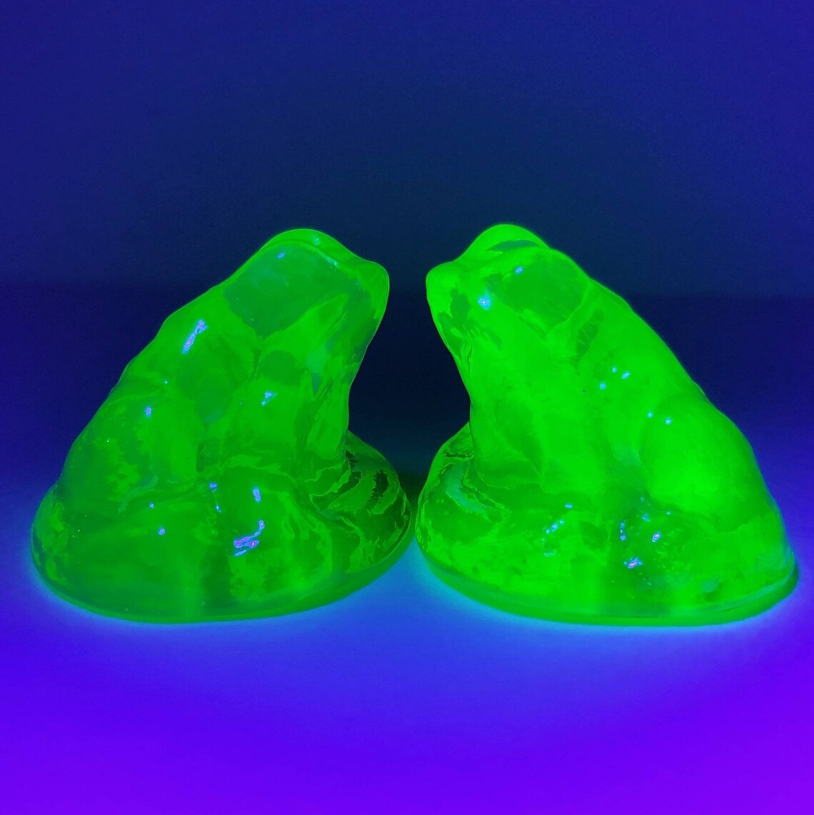 Single Uranium Glass Frog Figurine Etsy