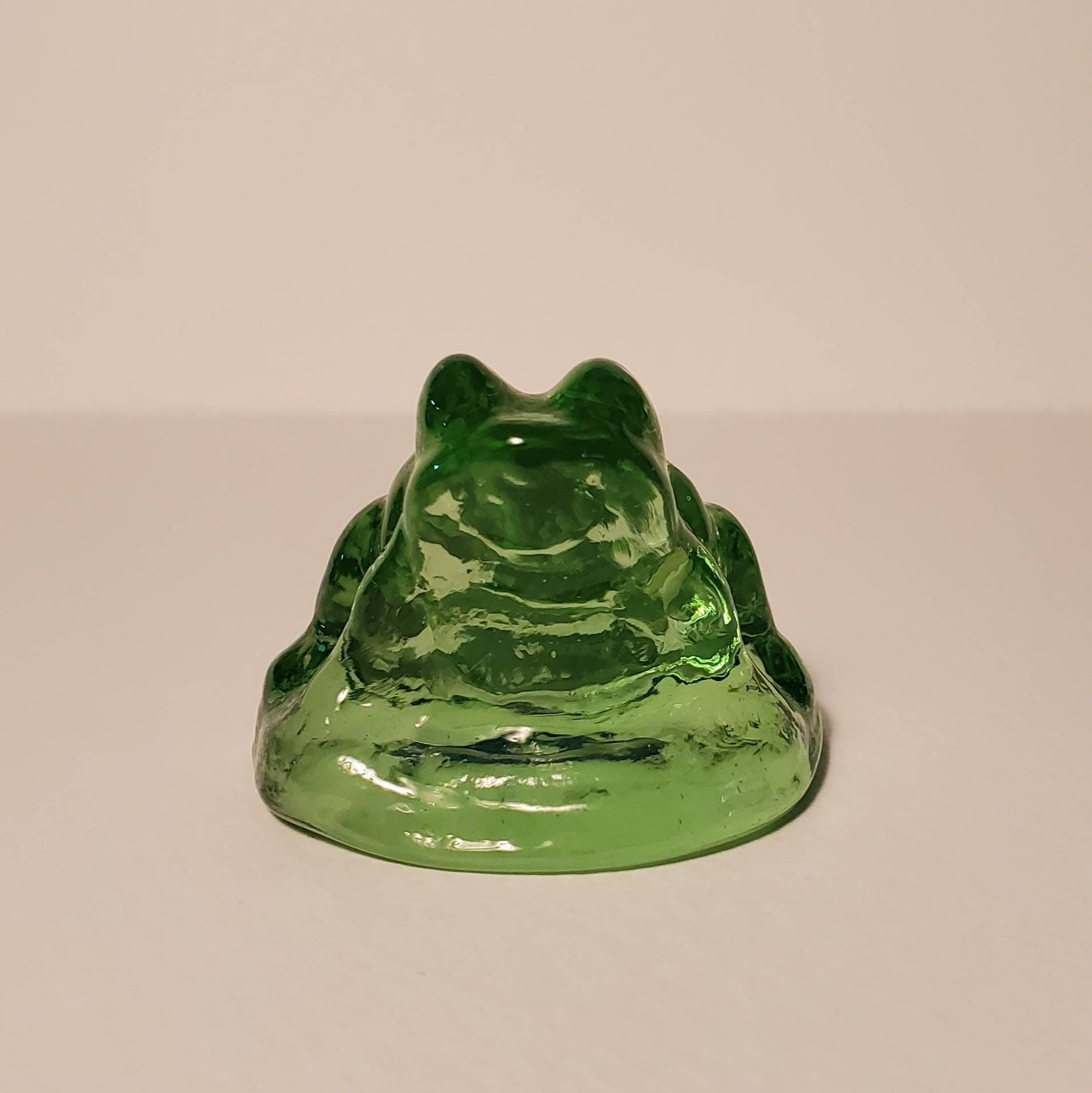 Single Uranium Glass Frog Figurine Etsy