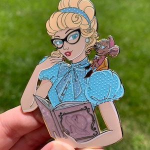 Bookworm Cinderella Pin - Disney Fantasy Pin