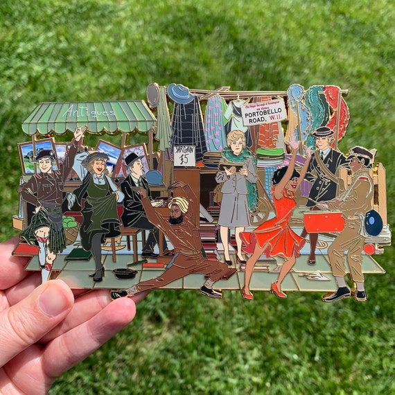 ★レア！レトロ★WDW★COMIC STRIP SERIES★ピンバッジ★ Portobello Road Pin - Bedknobs & Broomsticks - Angela Lansbury
