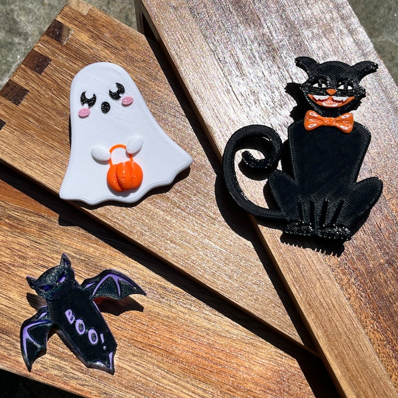 Halloween Trick or Treat Ghost Pin Badge - Etsy