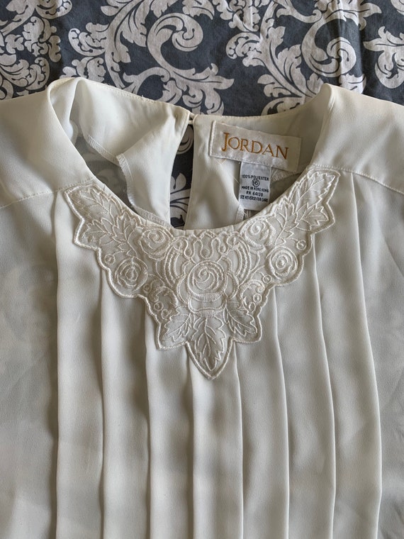 Vintage White Pleated Embroidered Blouse