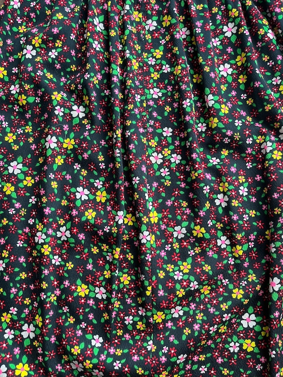 Vintage Daisy Print Skirt - image 1