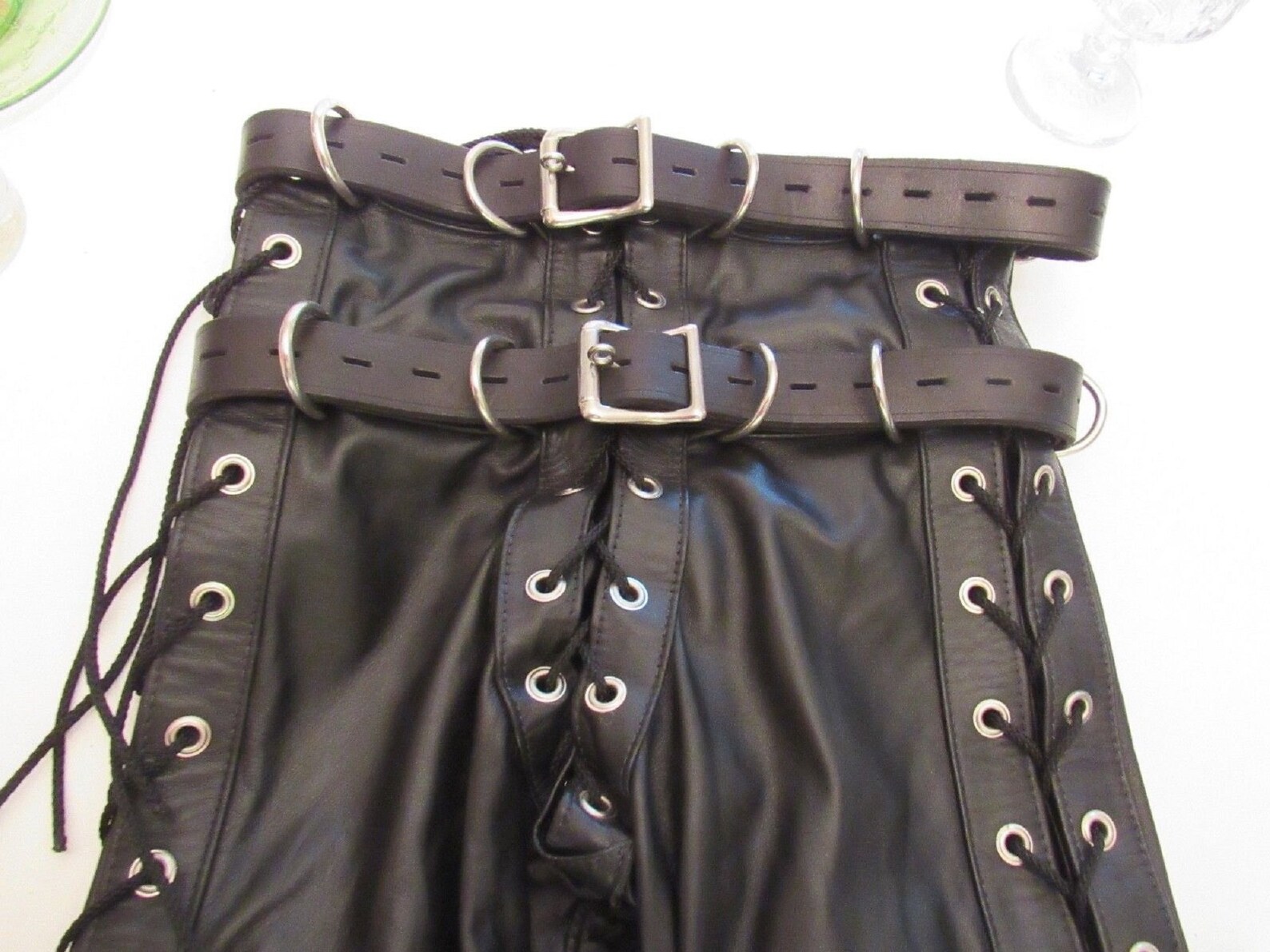 black shirt with pent