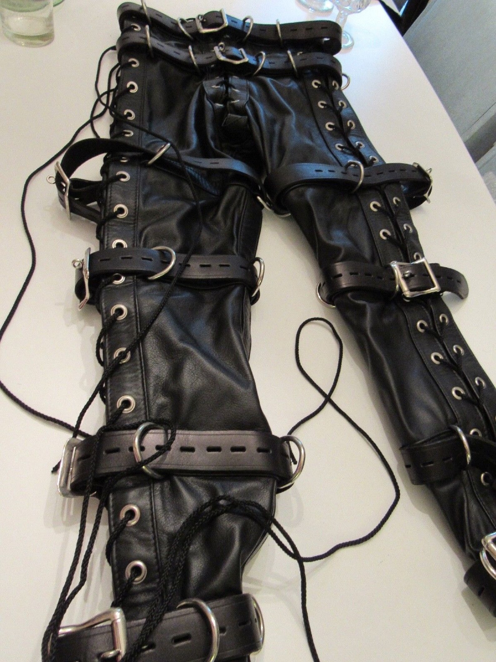 black shirt with pent