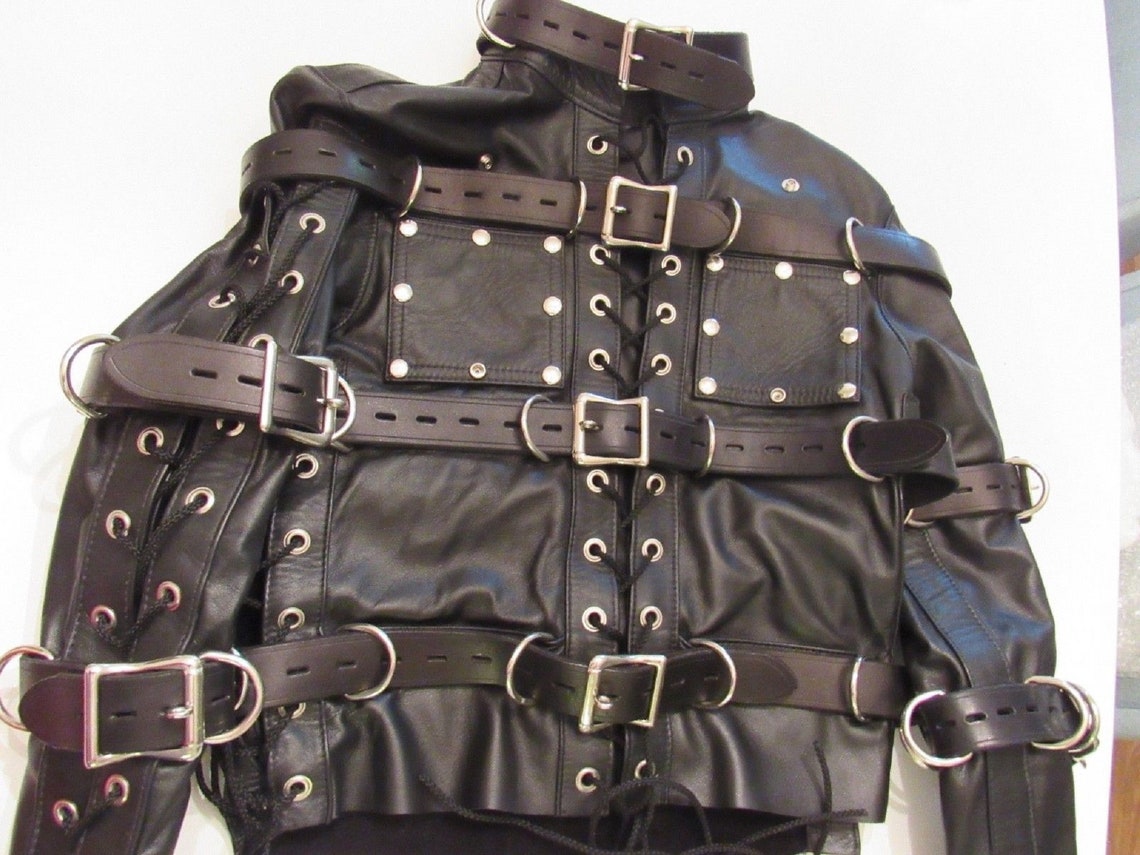 black shirt with pent