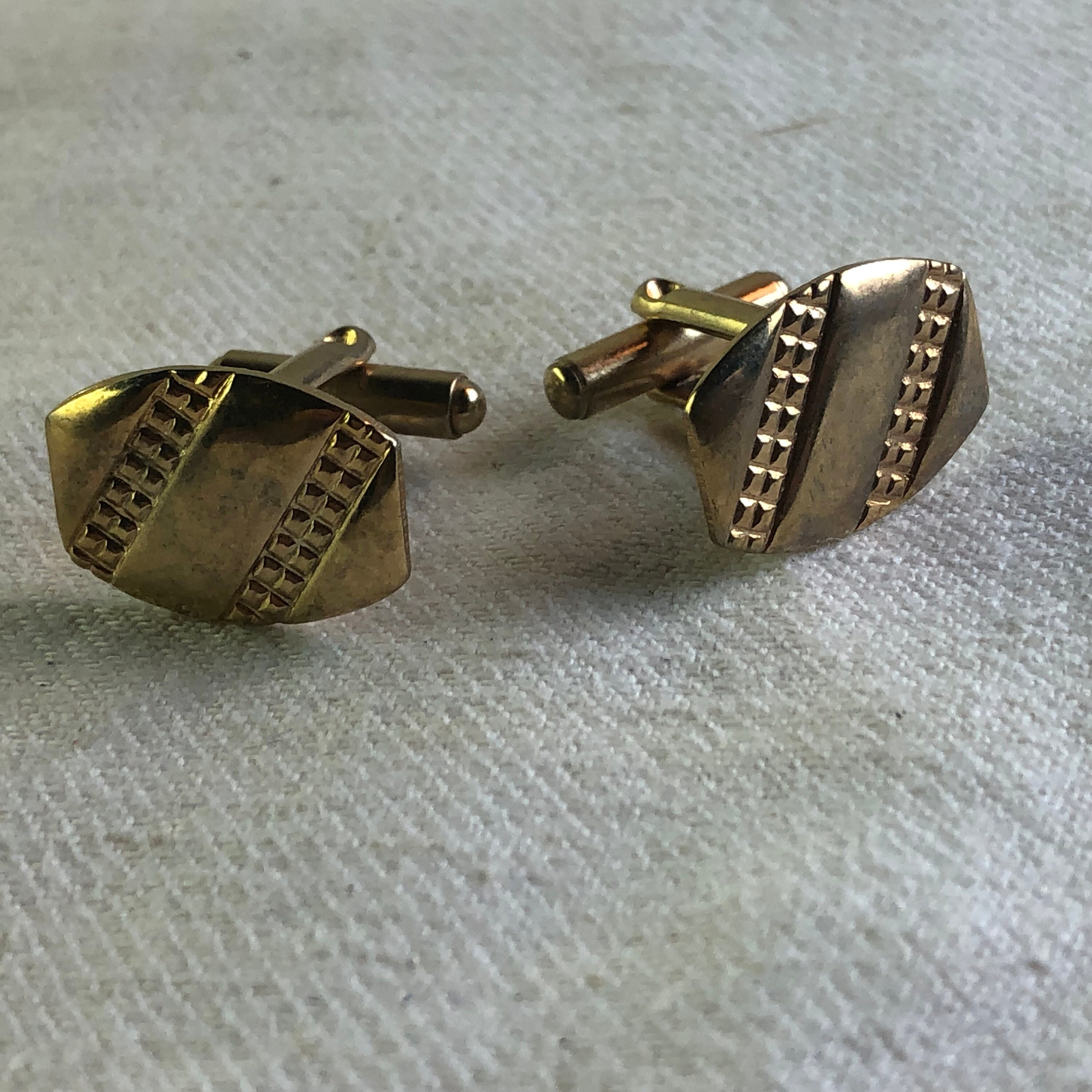 Lot of 5 Vintage Gold Tone Cufflink Sets No Hallmarks - Varied Styles ...