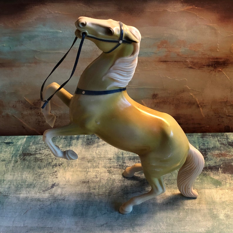 Roy Trigger Rearing VTG Original Roy Rogers & Fully Rearing Trigger - Hartland Plastics - Etsy