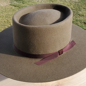 Fedora Hats made to order Raiders Gambler Western Classic Customer Hat Designs Handmade Handsewn Rabbit or Beaver Fur Felt Vintage Ribbon