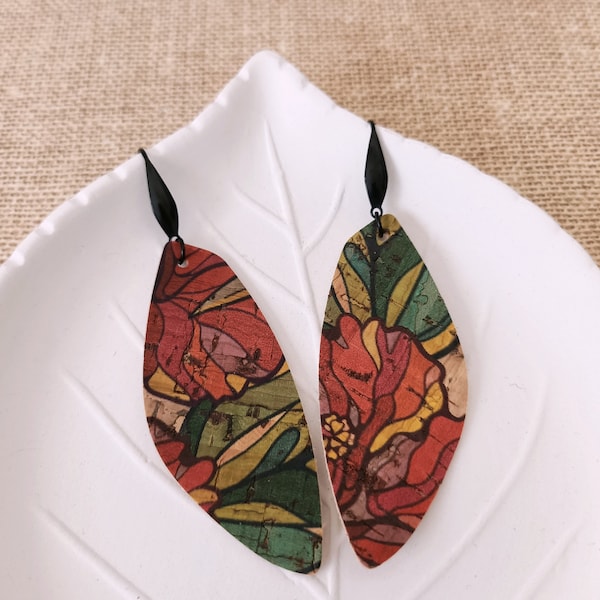 Cork leaf shaped earrings. 316 grade stainless steel hypoallergenic hooks. Vegan leather earrings. Statement earrings. Gift for her.