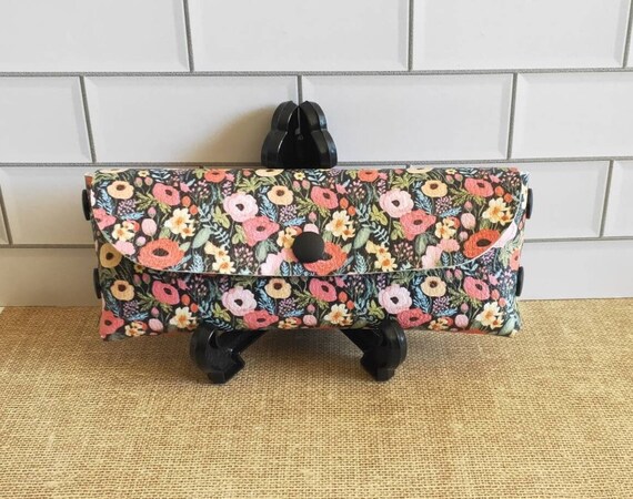 Faux Leather Floral Reading Glasses Case. Floral Sunglasses  display picture 3