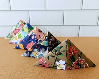 5 handfolded origami corner bookmarks. Page keeper. Floral print bookmark. Gift for her. Bookworm gift. Mother's day gift. Gift for reader.