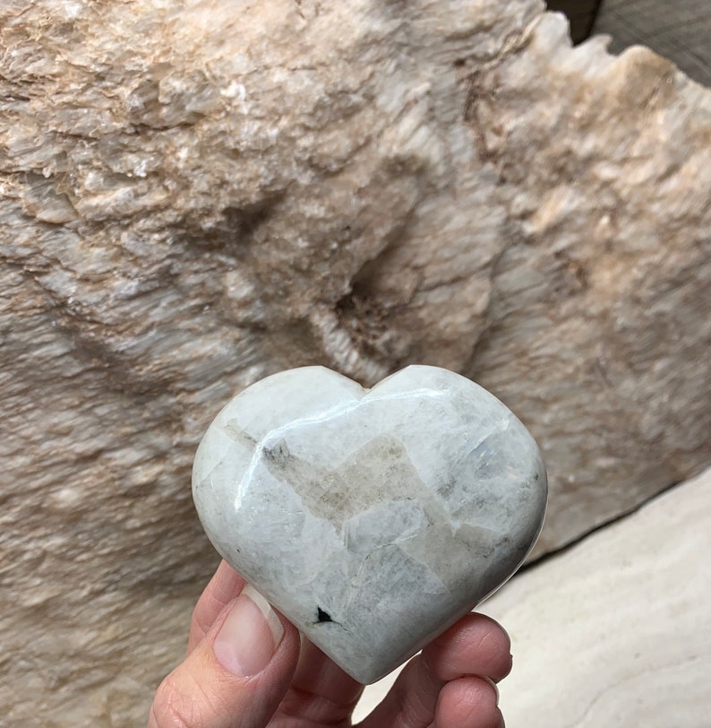 Rainbow Moonstone Heart HRT-0343