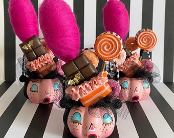 Mini Trick or Treat Candy Basket