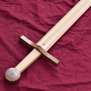 Medieval Handcrafted Wooden knight Templar Practice Sword-Perfect for Training and Cosplay.