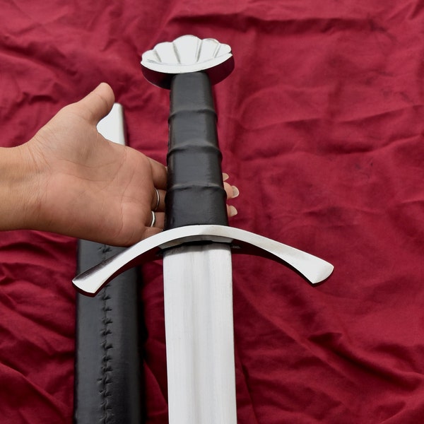 Viking Sword With 5-Lobe Pommel