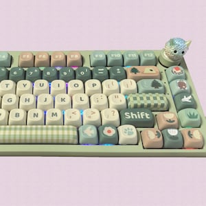 135 keys Go Hiking Theme Keycap Set, Green Keycaps, Cherry/XOA Profile Keycaps, PBT Keycaps, cherry mx Keycaps, mechanical keyboard keycaps