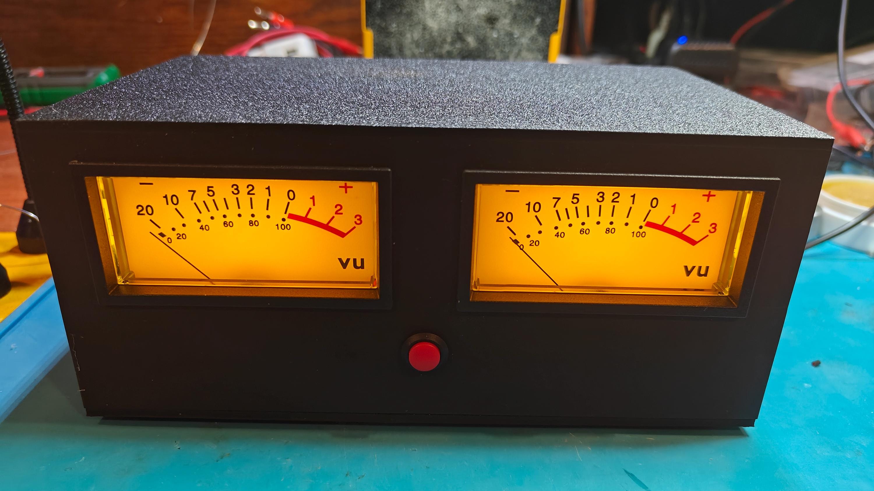 Phatronics The Big VU Analog VU Meter for your DAW or Recording setup