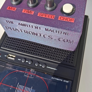 Phatronik Der The Ambient Machine Modifizierter Kassettenspieler Sampler Monitor LoFi Desktop Version