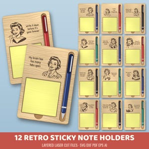 Puede incluir: Un conjunto de doce soportes de madera para notas adhesivas con ilustraciones retro de mujeres y textos humorísticos. Cada soporte rectangular incluye un bloc de notas adhesivas amarillo y un bolígrafo de colores. Los diseños incluyen frases como My brain has too many tabs open y Write it down before it is gone forever.