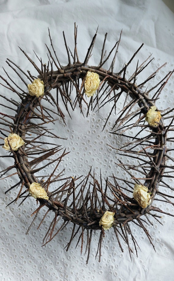 Gesù Cristo Corona Di Spine Sfondo Religioso Simbolo Pasquale Crocifissione Di Ges%c3%b9 Gm1214772628 353578465