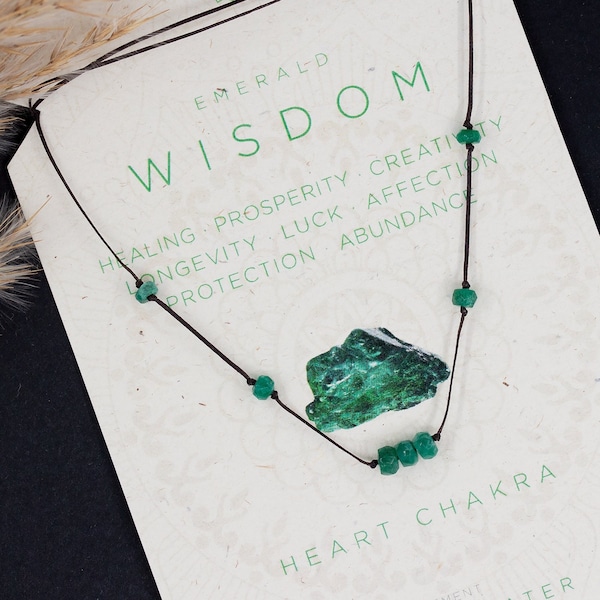 Elegant emerald dainty necklace/Tiny crystals necklace/Heart Chakra/Real emerald jewelry women/Good Luck/Green crystals/Dainty jewelry/Small