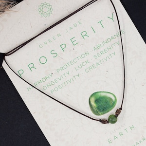 Green jade choker necklace men or women/Simple bead choker/Green jade crystal/Beach jewelry/Hippie/Adjustable/Green gemstone rope necklace