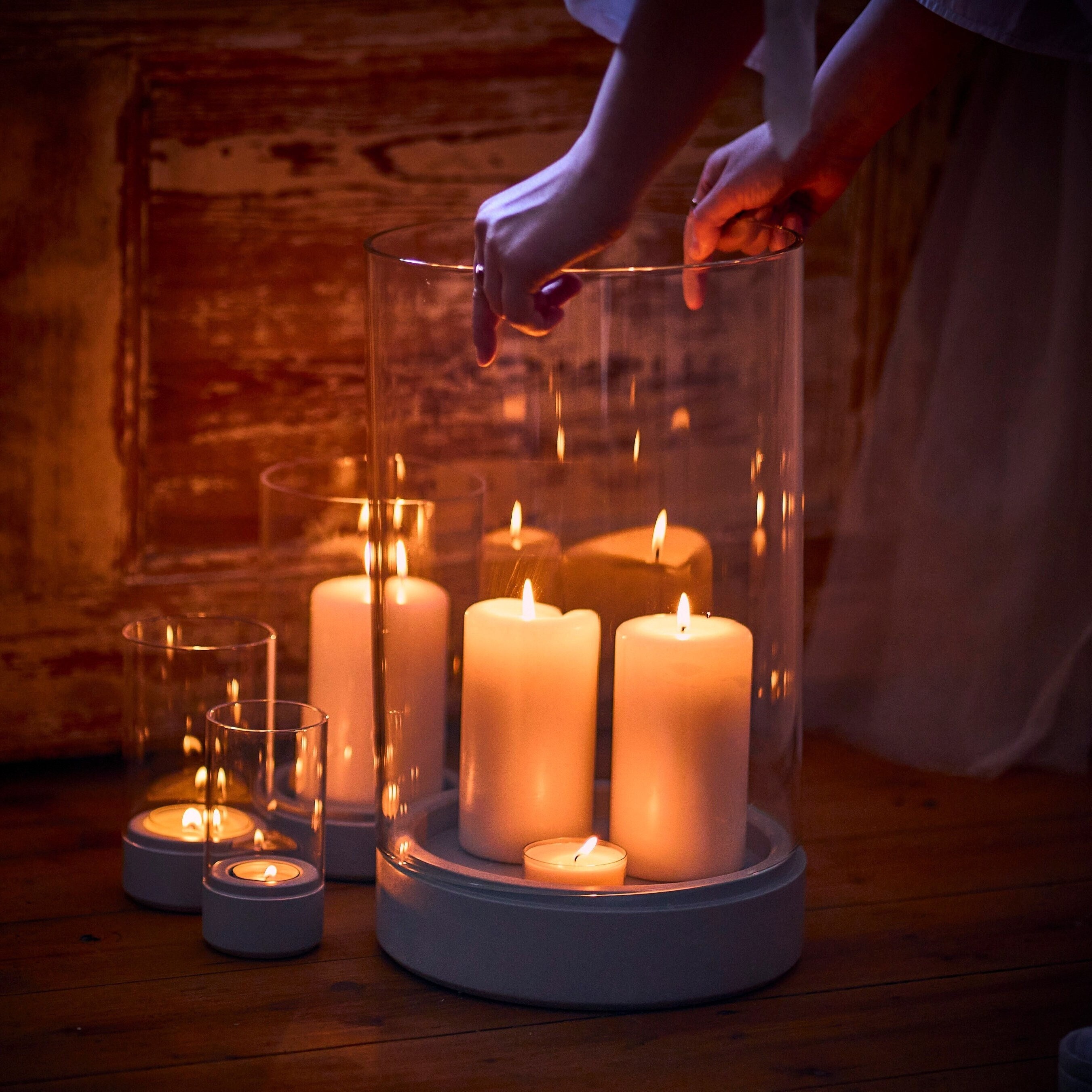 4er-Set Windlichtsäule / Bodenwindlichter Windlicht Kerzenhalter mit  Glaszylinder Das Original Kerzenständer modern / schlicht