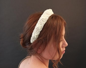 Crystal white hair hoop is embroidered with crystals, Wedding hair band, Crystal white headband, Personalized weddind gift for her