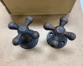 Set of 2 Faucet wall hooks Cast Iron