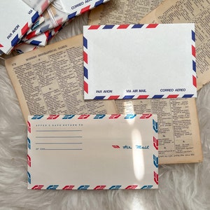 lot de 10 enveloppes vintage par avion et lot d'étiquettes || inutilisé via correro par avion courrier postal éphémère courrier indésirable MCM correspondant courrier snail