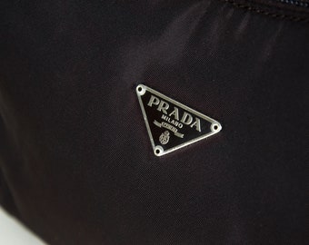 Prada Black Nylon Hobo bag 2000 sports Kendall Jenner, Luxury, Bags &  Wallets on Carousell
