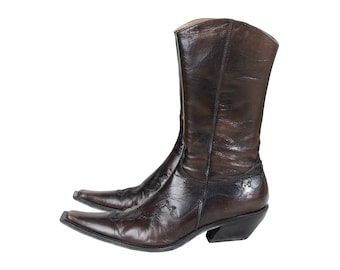 Braune Cowboy Stiefel mit abgerundeter Spitze aus braunem Leder