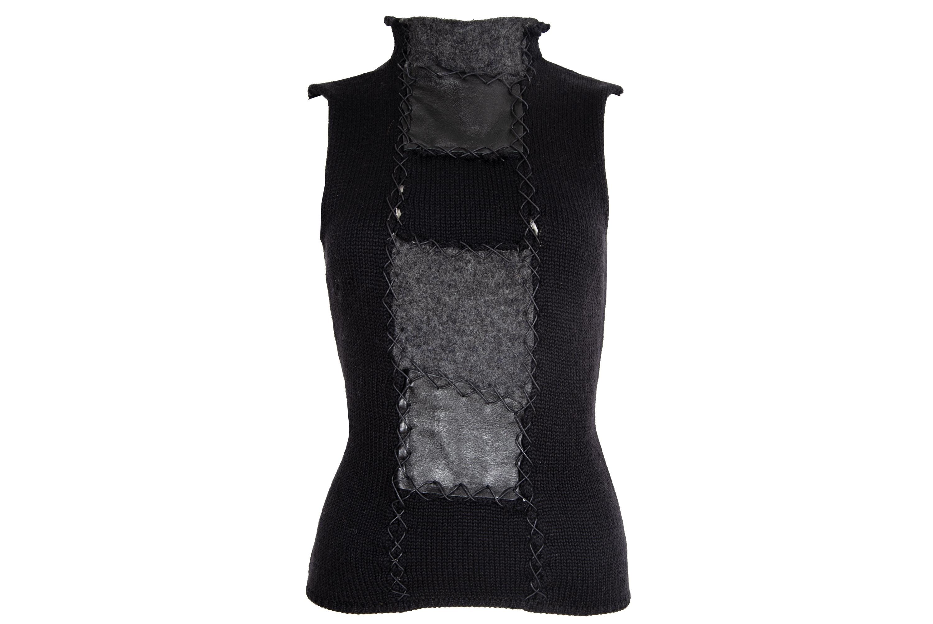 Top senza maniche con collo alto in maglia di lana e pelle, anni 2000, RISERVATO / Top vintage di marca italiana / Prodotto in Italia