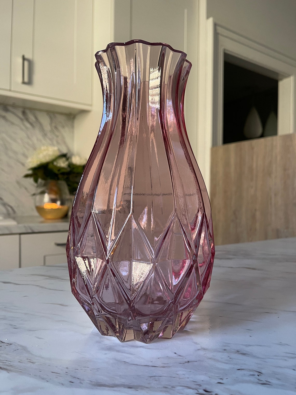 Large Pink glass vase 27cm Vintage style vase Bulb shape Etsy