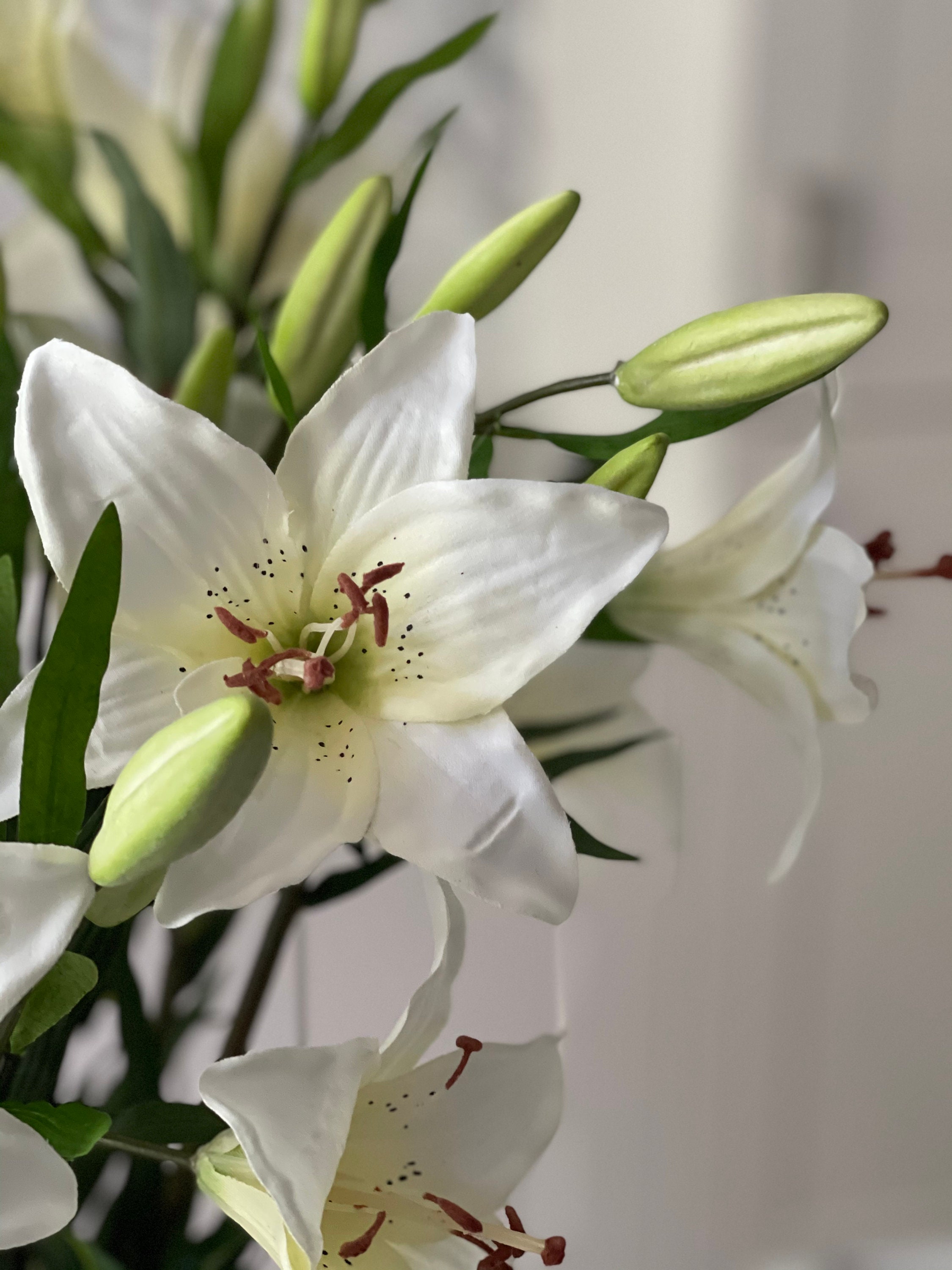 Bloomed lilies Luxury Very Realistic Artificial Lily bunch | Etsy