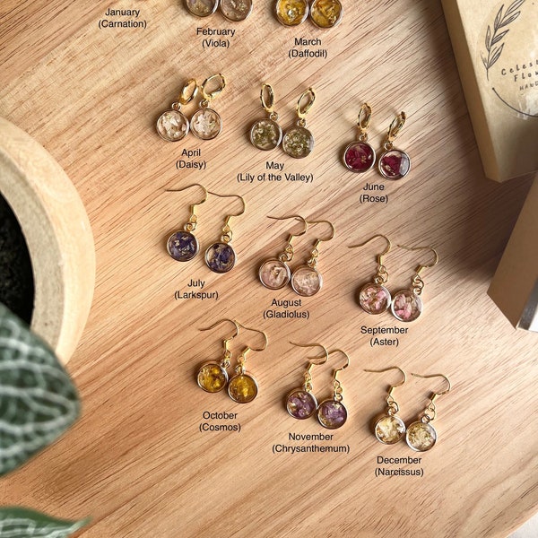 Boucles d'oreilles faites main pour le mois de naissance Design 3, vraie fleur cadeau pour elle Anniversaire pressé Remise des diplômes Anniversaire unique Résine demoiselle d'honneur Mariage Unique