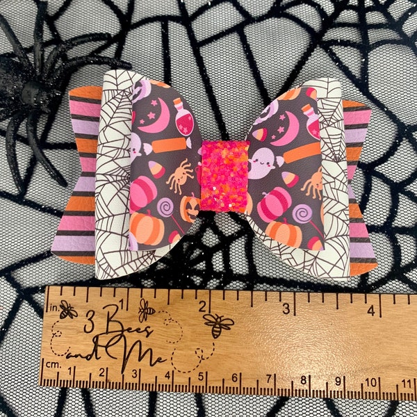 Pink Bow, SpiderWeb Bow, Halloween Bow, Spider Bow, Bow for Baby, Little Girl, Halloween Outfit, Halloween Accessories, Spooky Bow, Orange