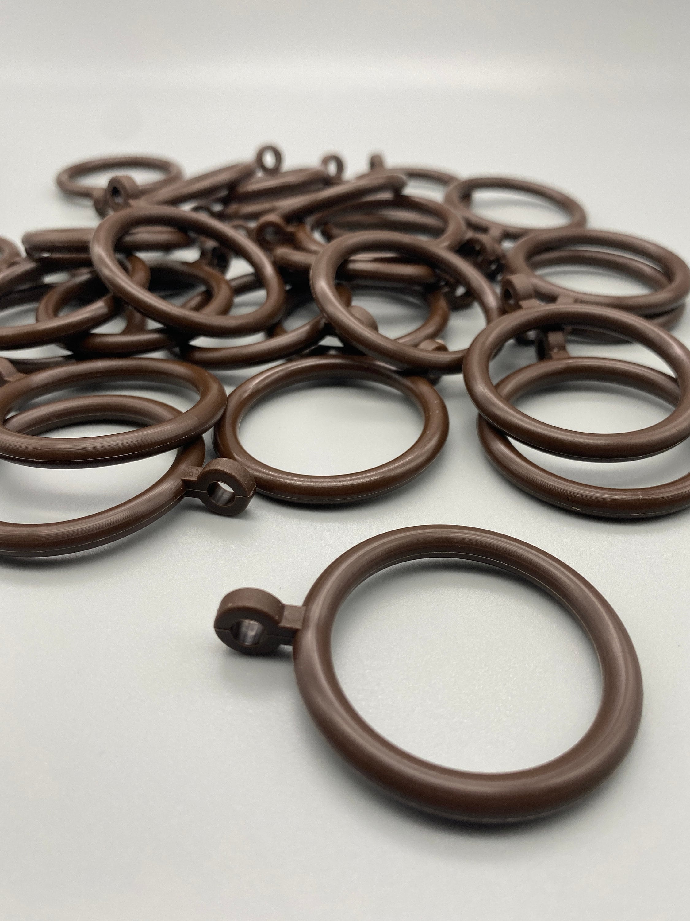 25 x Curtain Pole Rings to Fit upto 30mm Poles Plastic Etsy