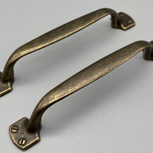 2x Antique Style Handles, Back Fix, 96MM (3.8" inch) - Metal Door Handles - Antique Gold - Pack of 2pcs