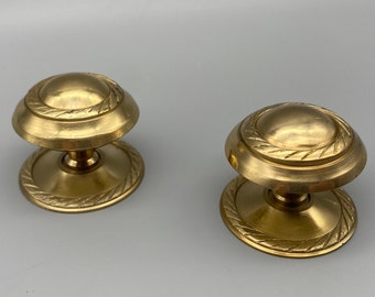 2x Solid Brass Cupboard Knobs - Antique Georgian Style Knobs -  35mm (1.4" inch) - Gold Colour - Pack of 2