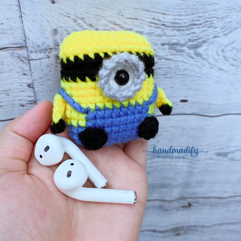 Crochet Pattern-Instant Download-English Pattern CROCHET PATTERN 5 in 1 008 5 Character Airpods 1/&2 Case cove Cute