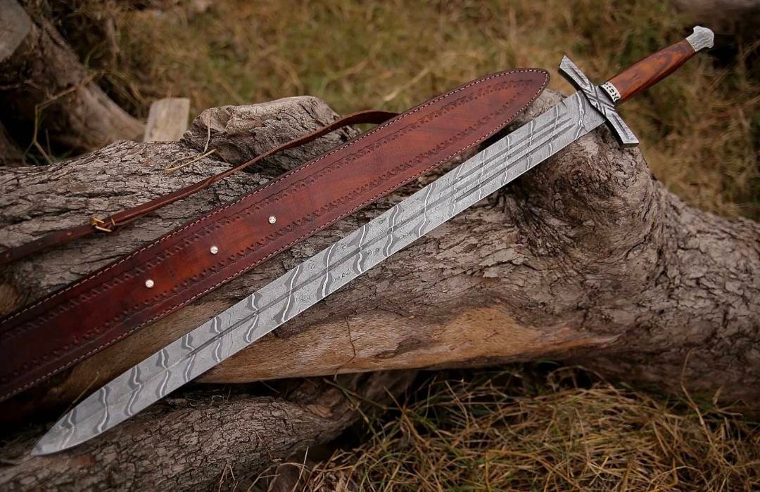 ESPADA CABALLERO TEMPLARIO, Espada Medieval, Espada Maestra, Espada de  vaina de cuero, Espadas reales largas ceremoniales de acero de Damasco  estético -  México