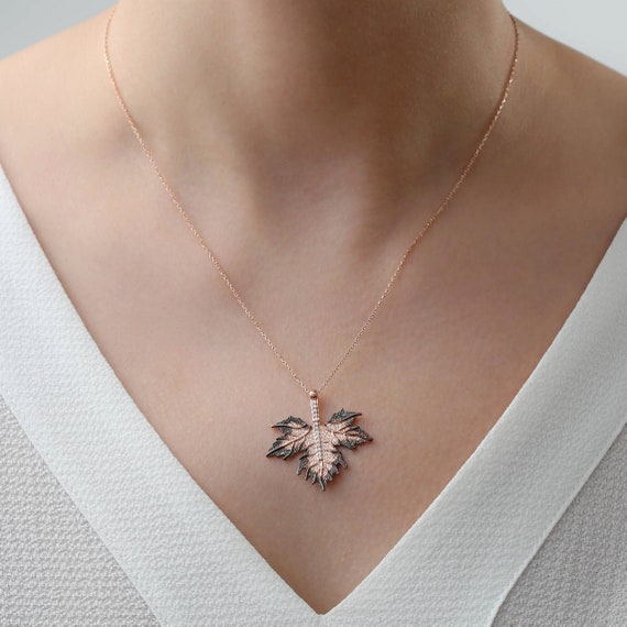 Last one Leaf Necklace - Maple Leaf Necklace - Silver or Gold Maple Leaf  Necklace - Gold Leaf Neck… | Gold leaf necklace, Gold jewelry fashion, Leaf  necklace silver
