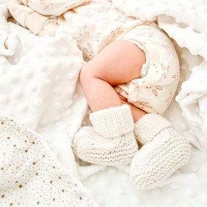 Hand knitted Merino Wool baby booties, Unisex booties, Newborn booties, Newborn socks, Baby girl, Baby boy, handmade socks, First baby socks
